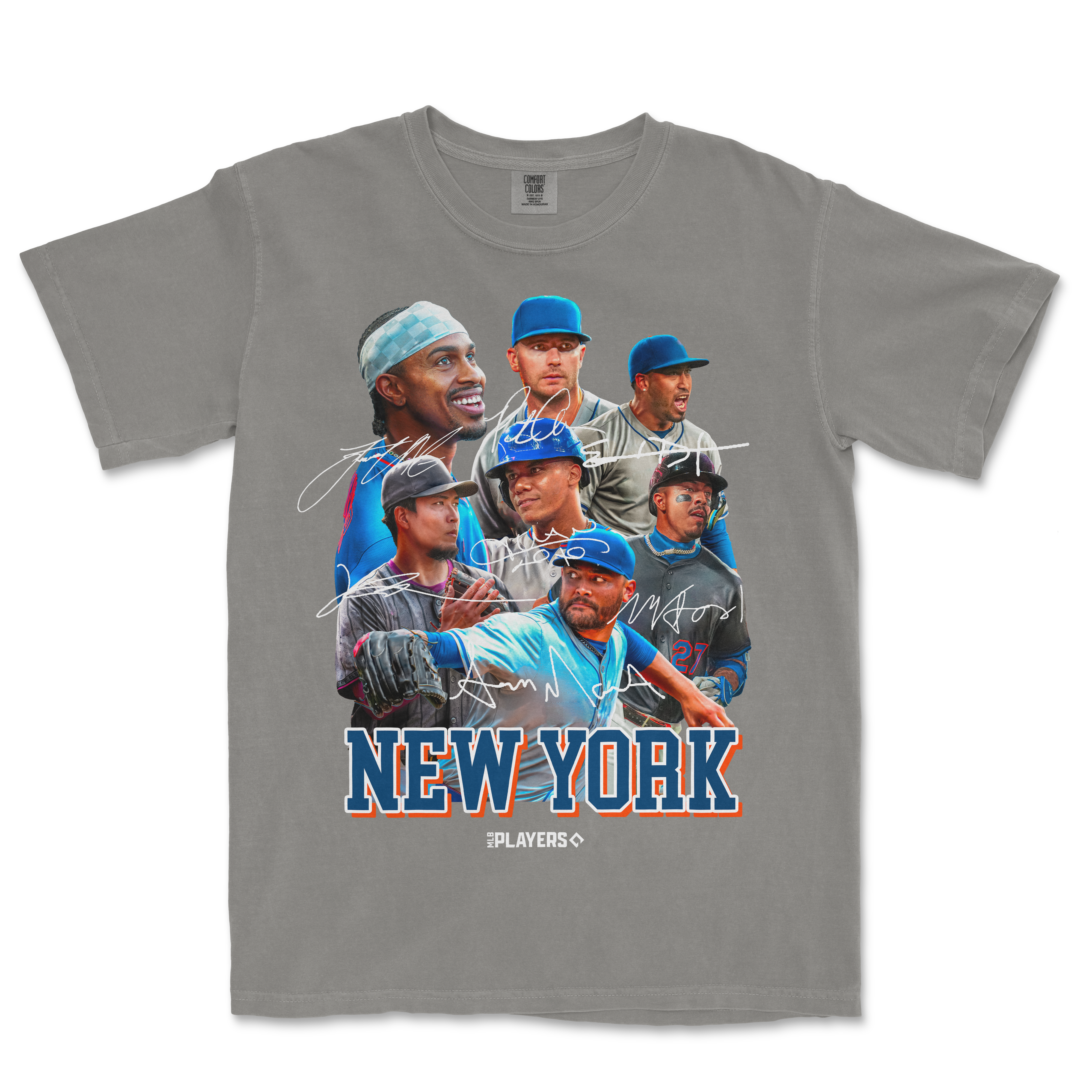 Gray Comfort Colors T-shirt featuring a collage of New York Yankees players, signatures, and "NEW YORK" text at the bottom.